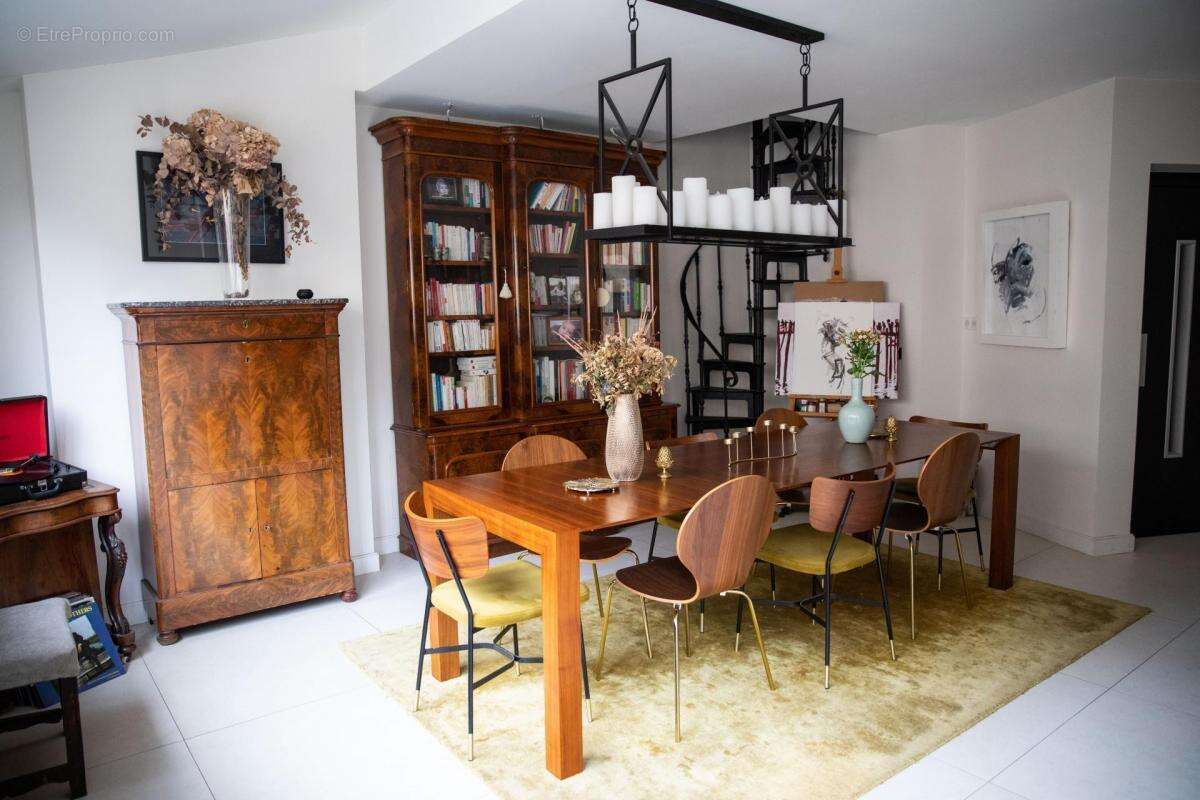 Maison à PARIS-17E