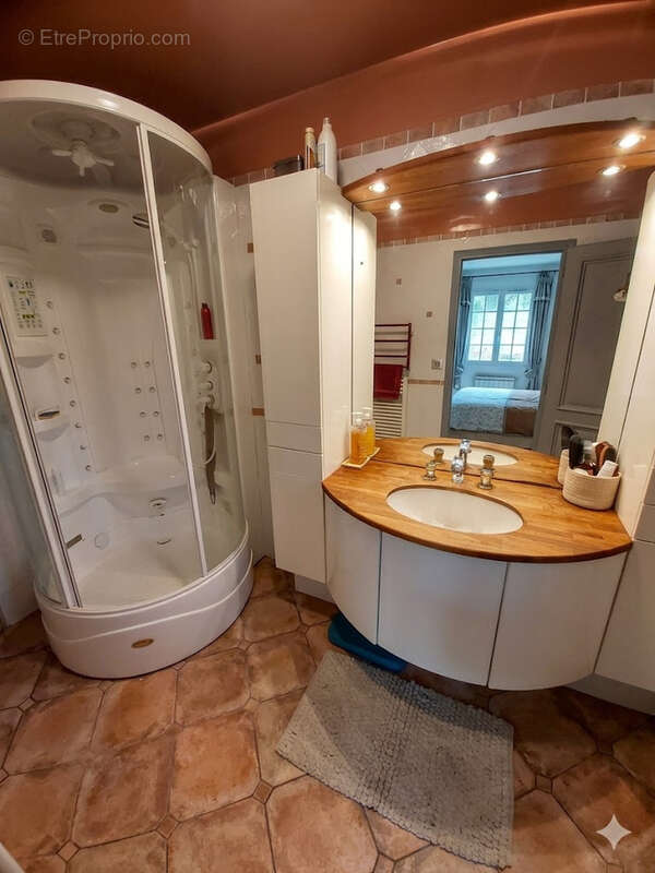 Maison à HOUDAN