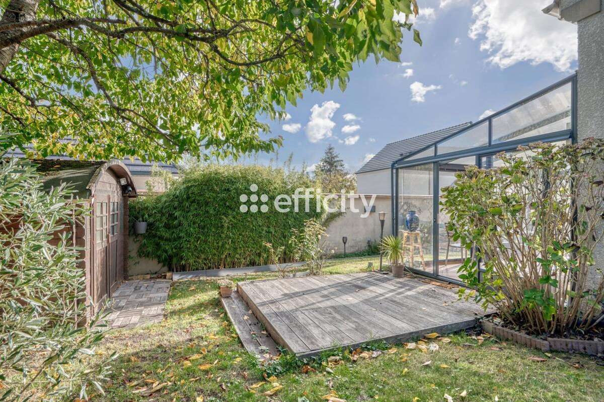 Maison à MERY-SUR-OISE