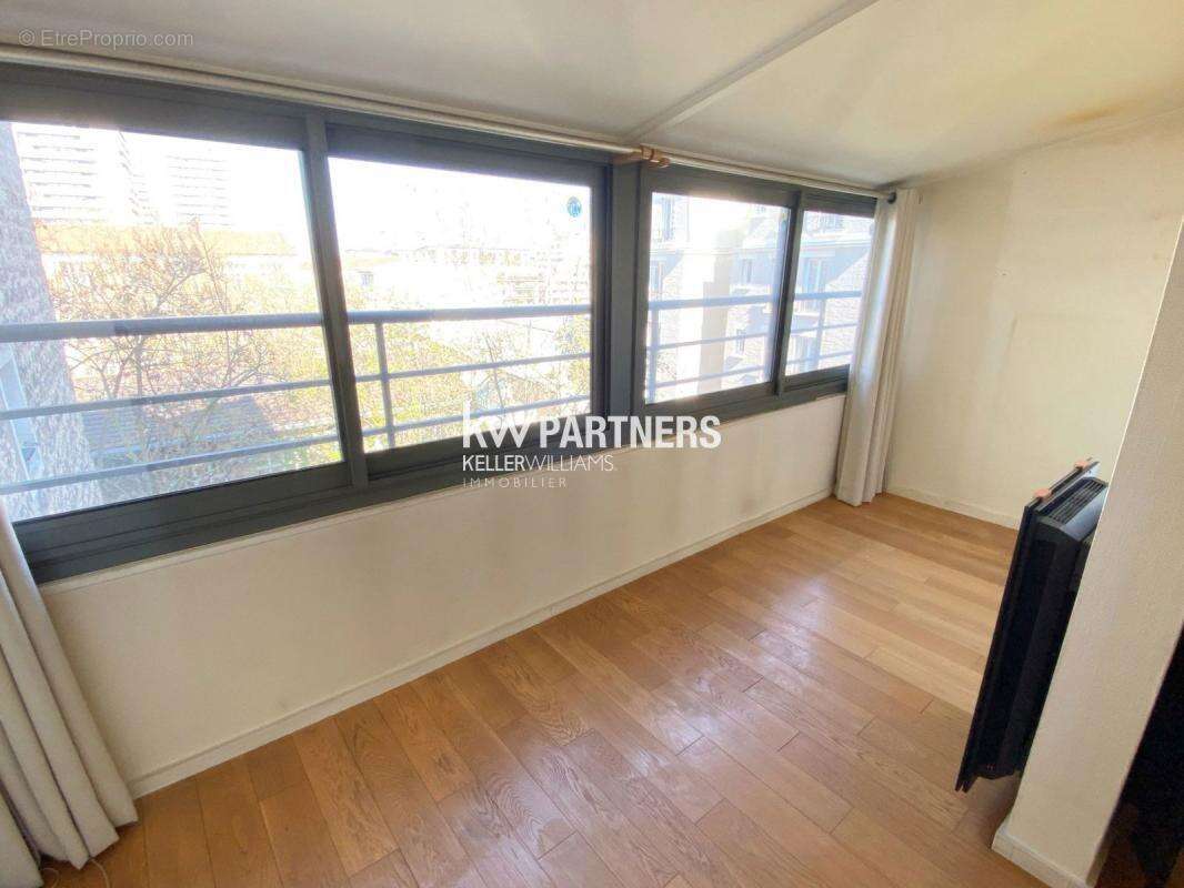Appartement à PARIS