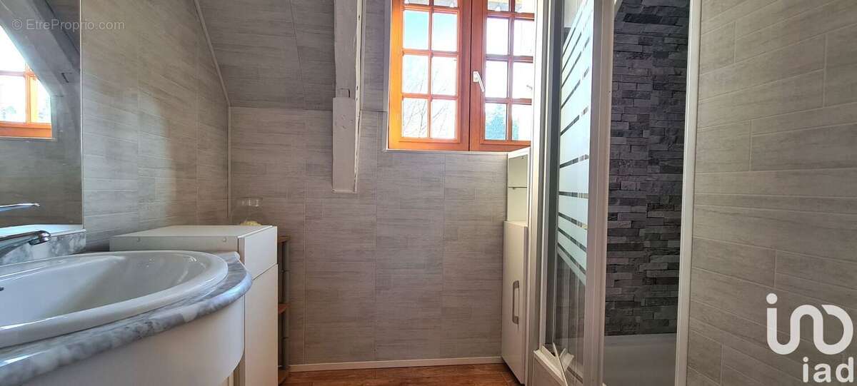 Maison 165 m² à La Gree-Saint-Laurent  - photo 9