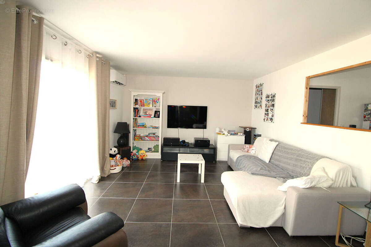 Maison à SAVOUGES