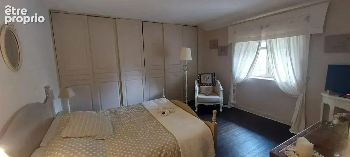 Evaux les Bains - Maison de caractère 6P. - photo 6