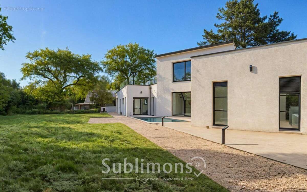 Maison contemporaine de 139m2 - photo 7