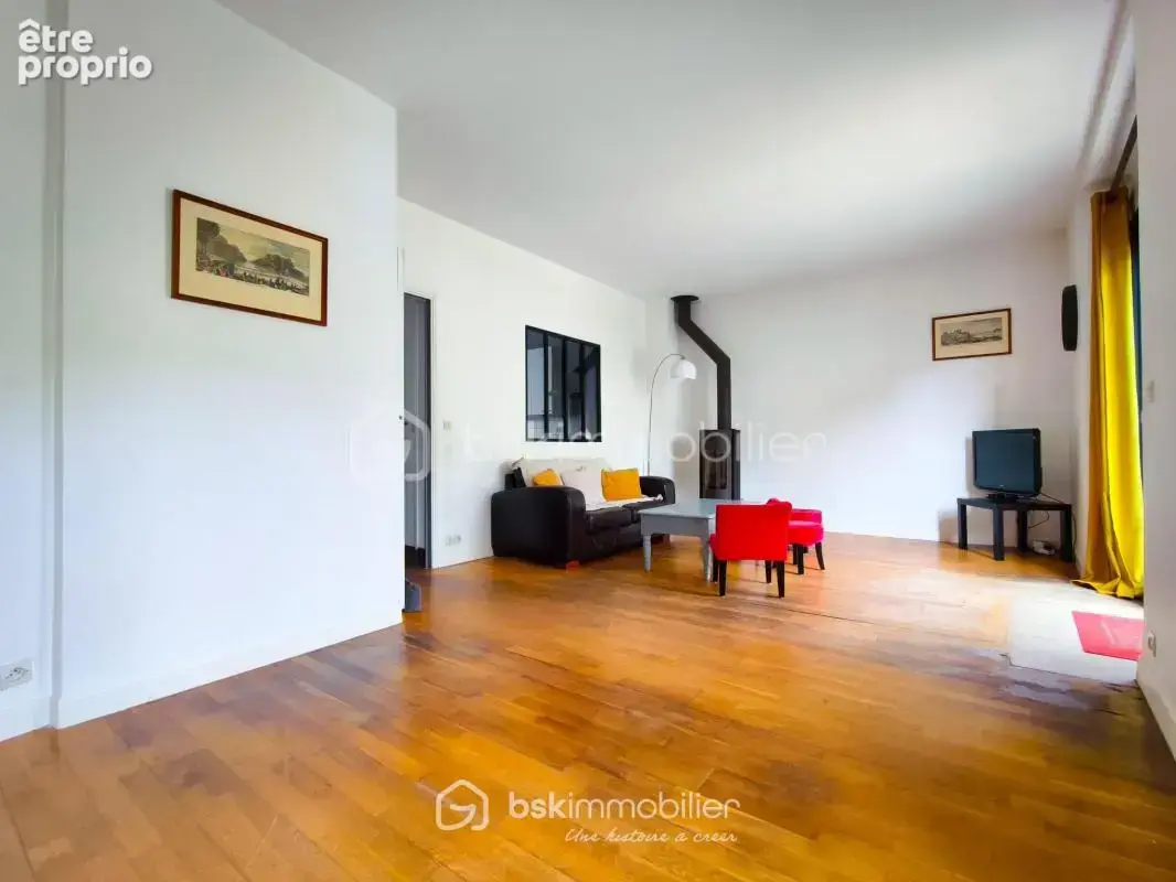 Coup de cœur pour cette maison de ville au charme d'antan et sa dépendance indépendante - photo 3