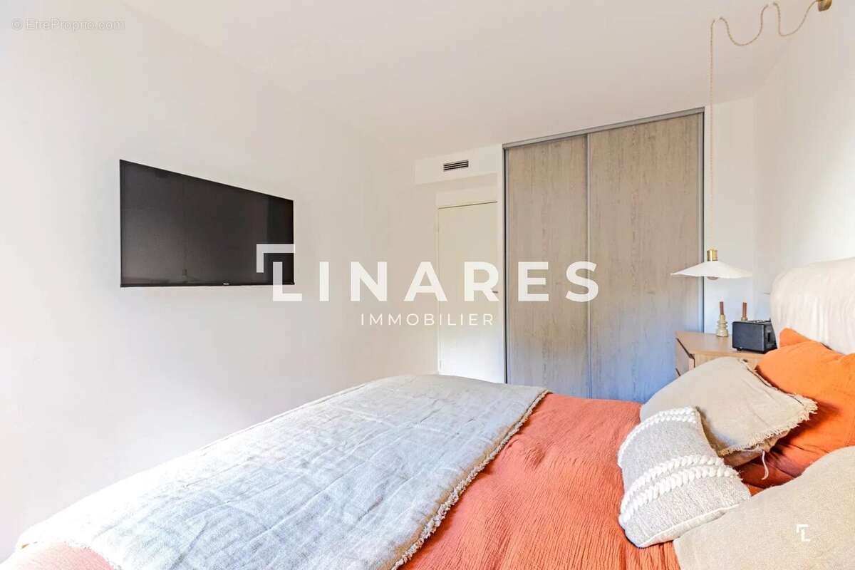 VAUBAN - Appartement T3 de 65m² - Terrasse - Jardin - Box - 13006 - photo 9