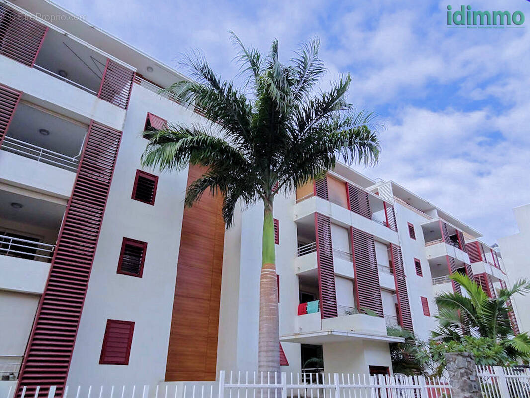 Appartement à SAINT-DENIS