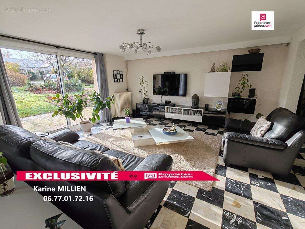 Maison à DAMPIERRE-SUR-AVRE