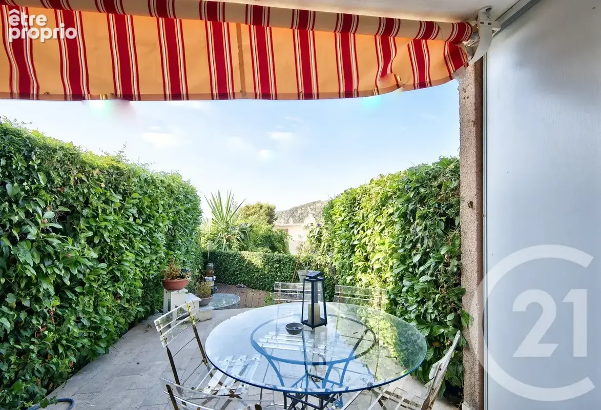 Appartement 4 pièces 78 m² à vendre à Villefranche-Sur-Mer (06230) - photo 2