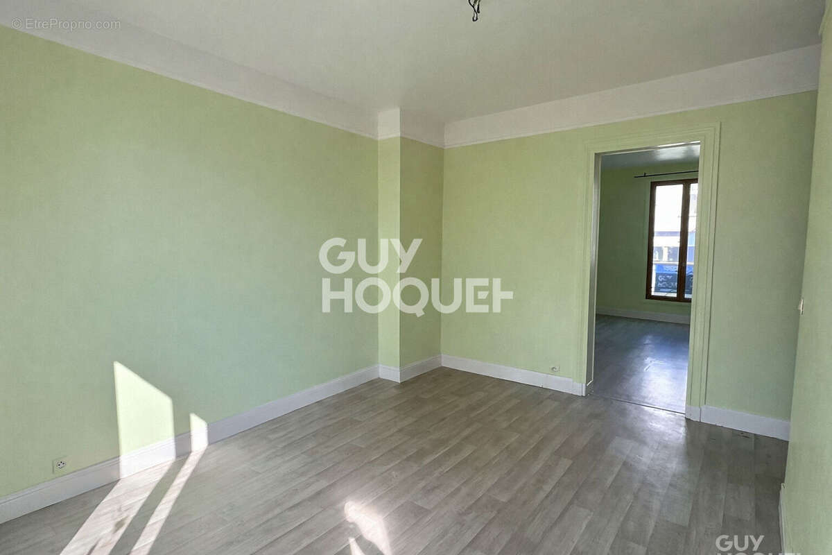Appartement à AUBERVILLIERS
