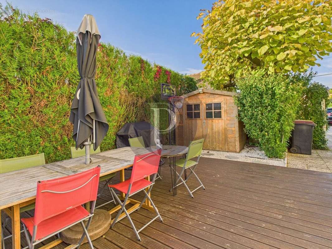 Maison à SAVIGNY-SUR-ORGE