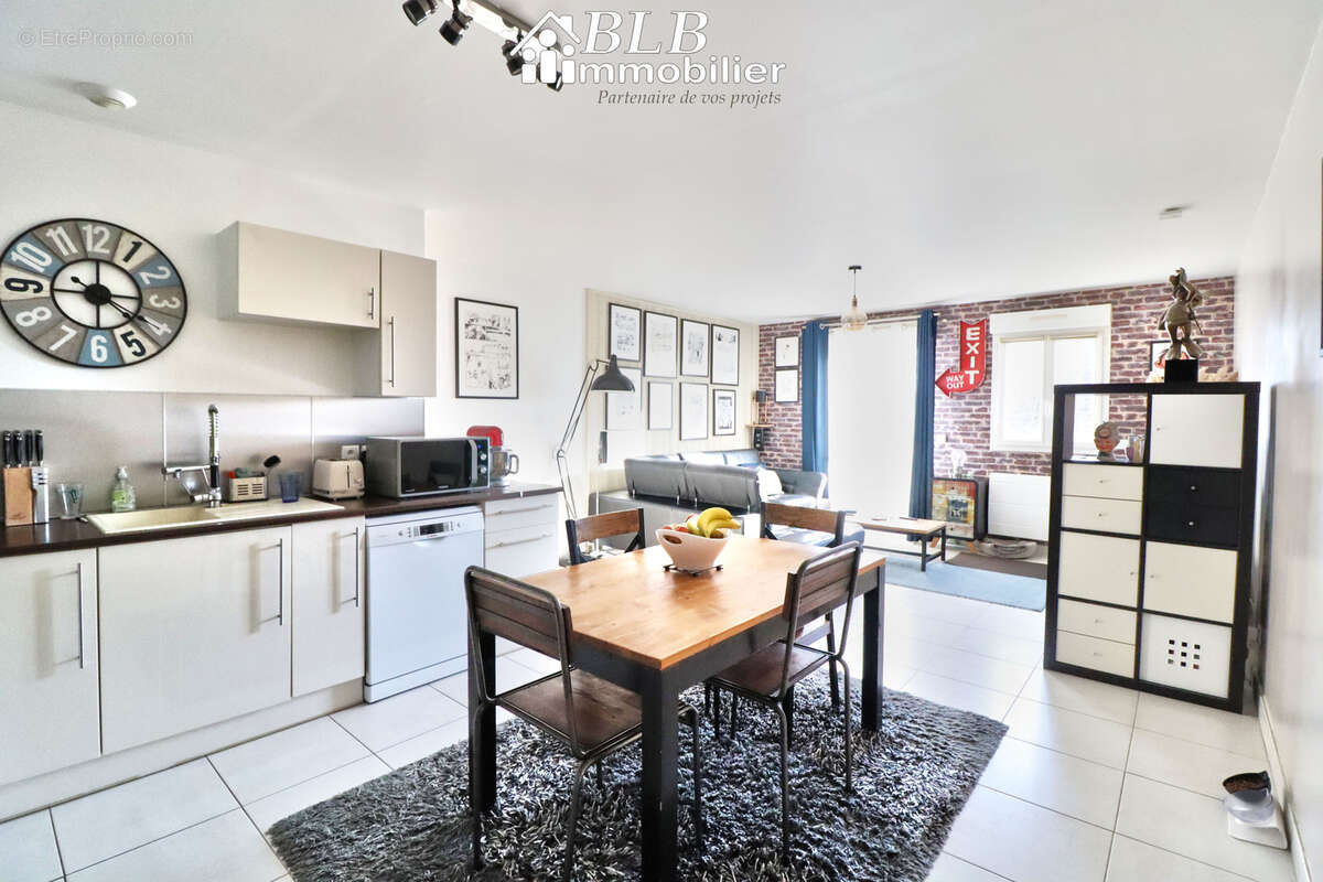 Appartement à LE PERRAY-EN-YVELINES