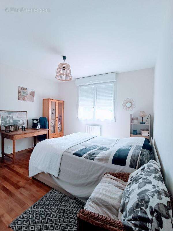 Maison à LUSSAC-LES-CHATEAUX