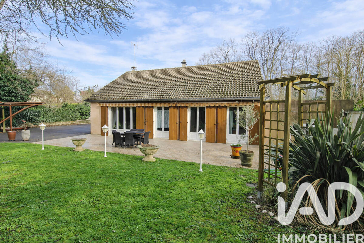 Photo 1 - Maison à VARENNES-JARCY