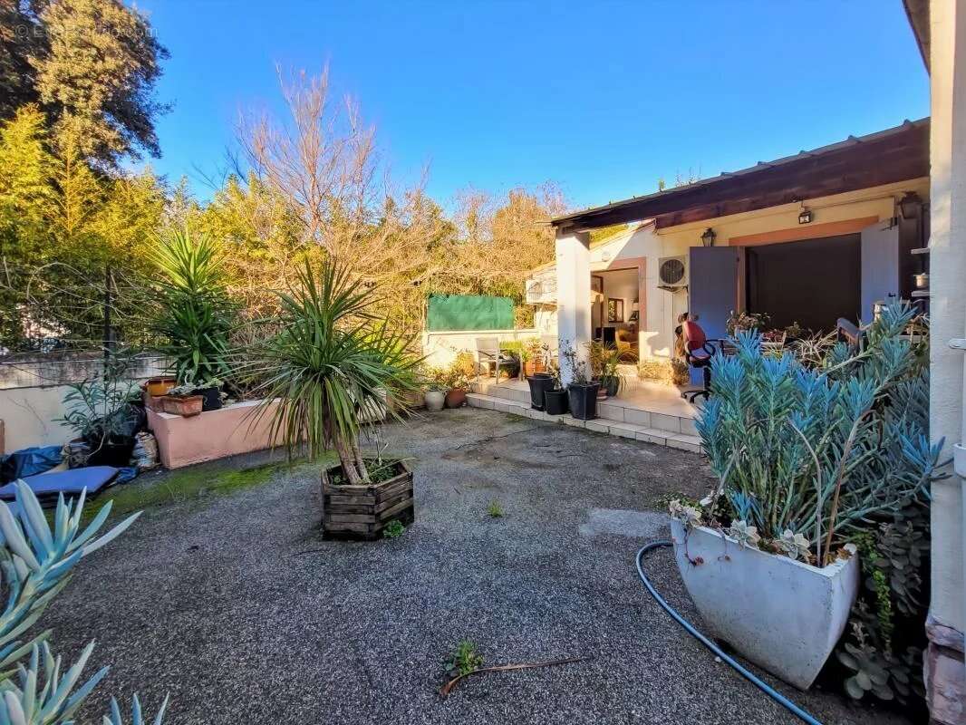 Maison à LE CANNET