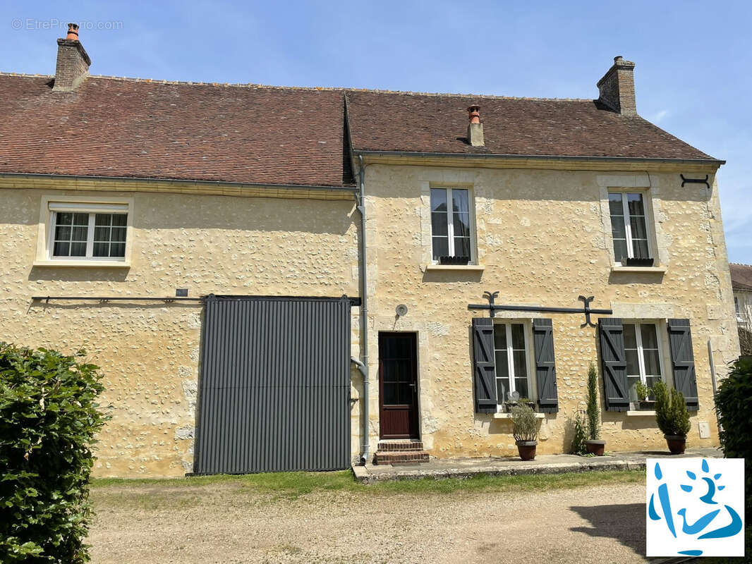 Maison à REMALARD