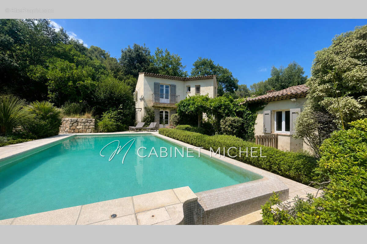 Maison 189 m² à Roquefort-Les-Pins  - photo 4