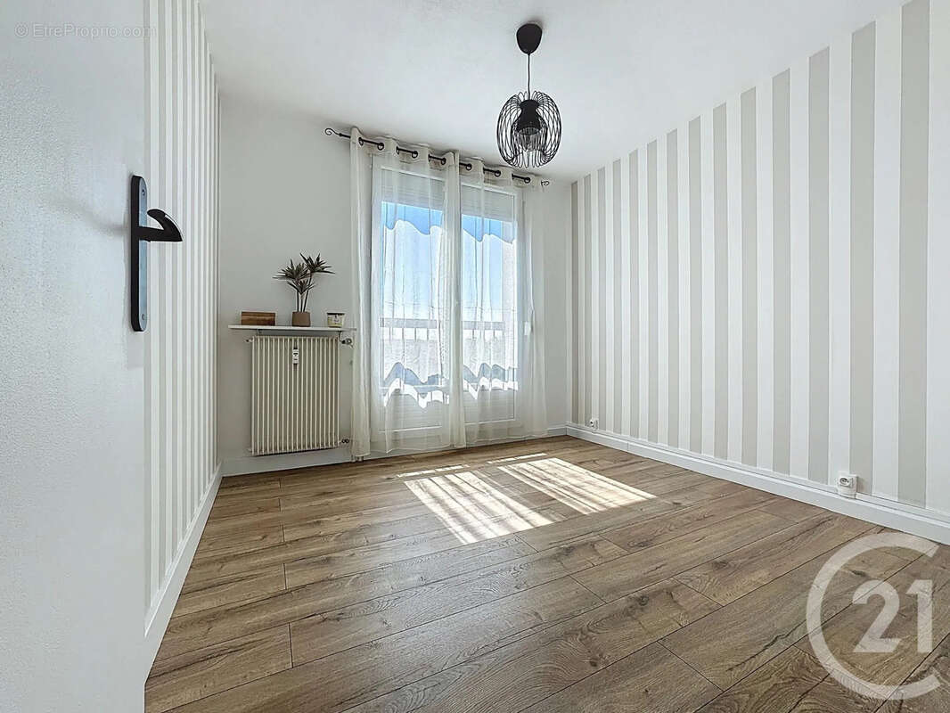 Appartement 63 m² à Tinqueux  - photo 8