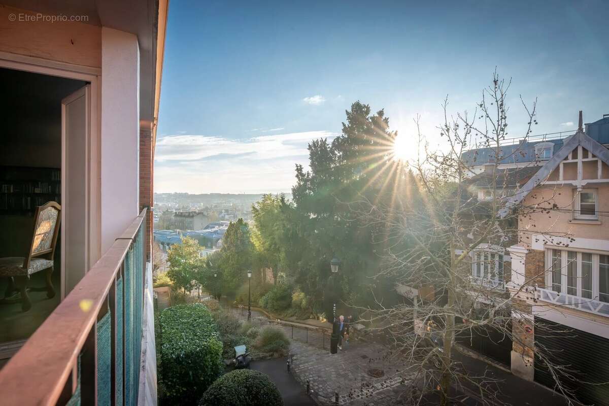 Appartement à LE PERREUX-SUR-MARNE