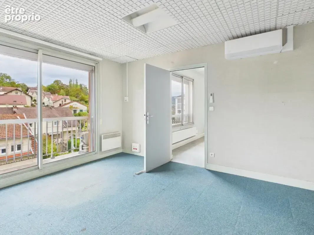 Lons-le-saunier — bureaux lumineux/ascenseur/stationnements - photo 14