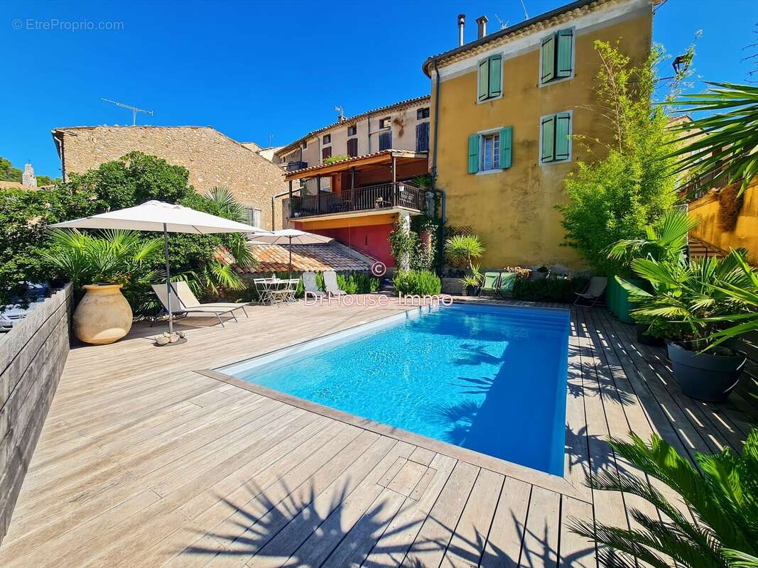 Maison à VILLENEUVE