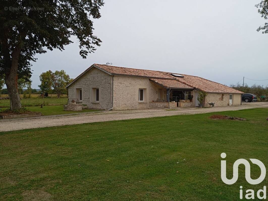 Photo 1 - Maison à TREMONS