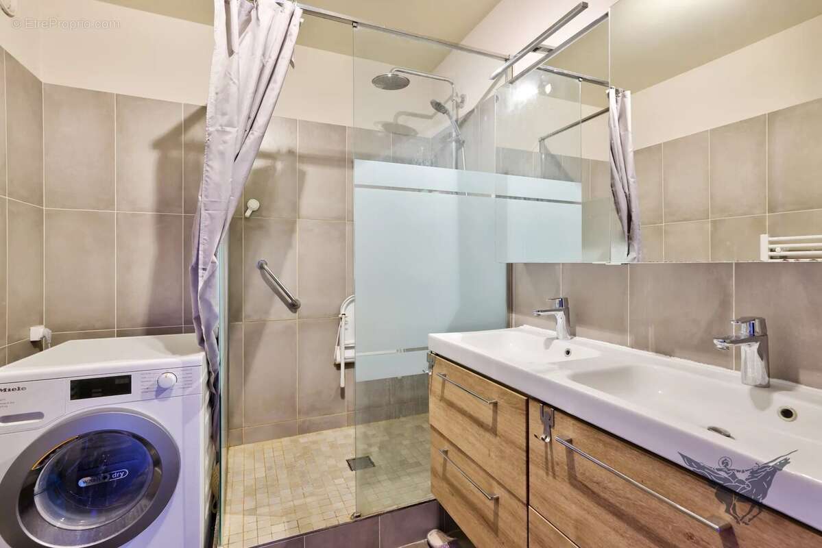 Appartement à PARIS-13E