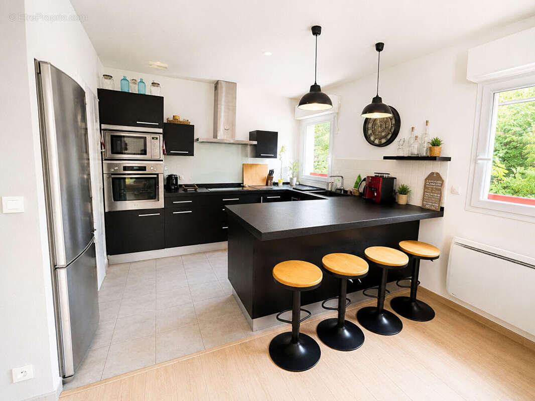 Appartement T4 , 106 m2 avec grande terrasse - photo 3