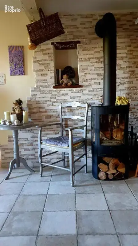 Maison de village 110 m² avec jardin de 265 m², garage et parking privé  Aurel - photo 7