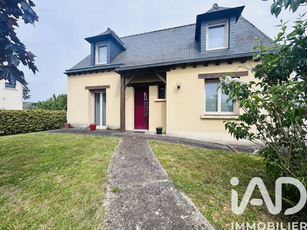 Photo 1 - Maison à CINTRE