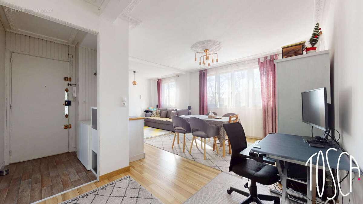 Appartement à THIAIS