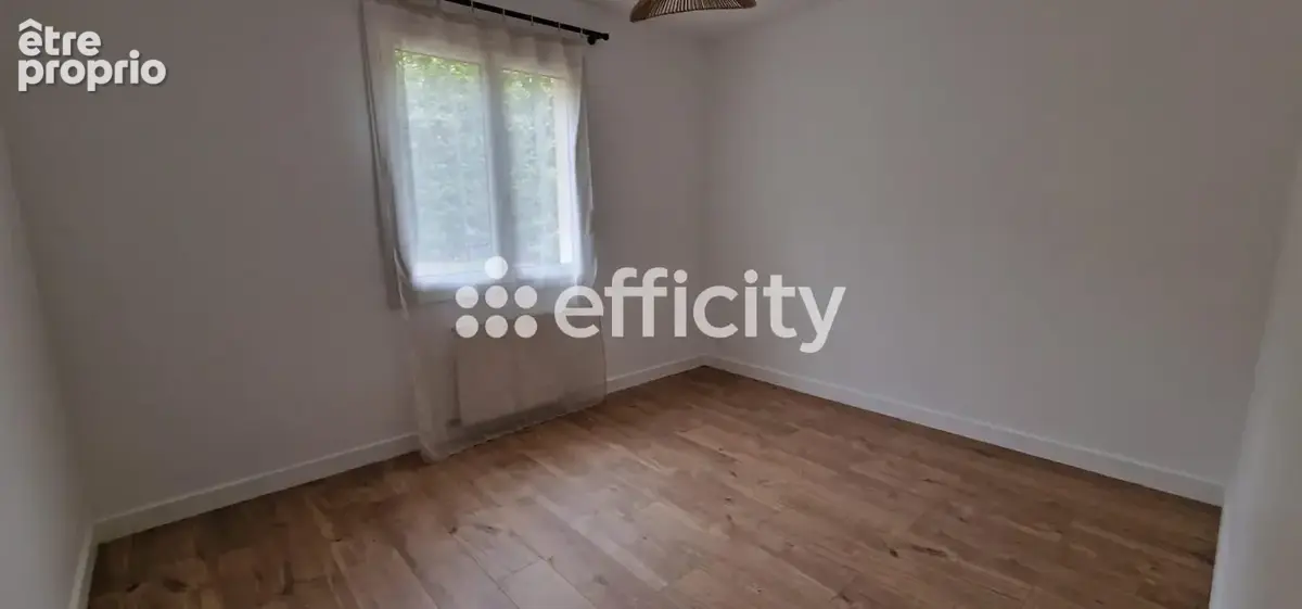 Maison 5 pièces 106 m² à vendre à Gond-Pontouvre (16160) - photo 8