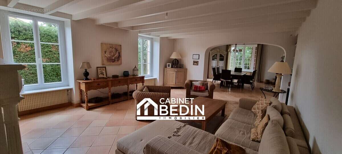 Maison à BAYON-SUR-GIRONDE