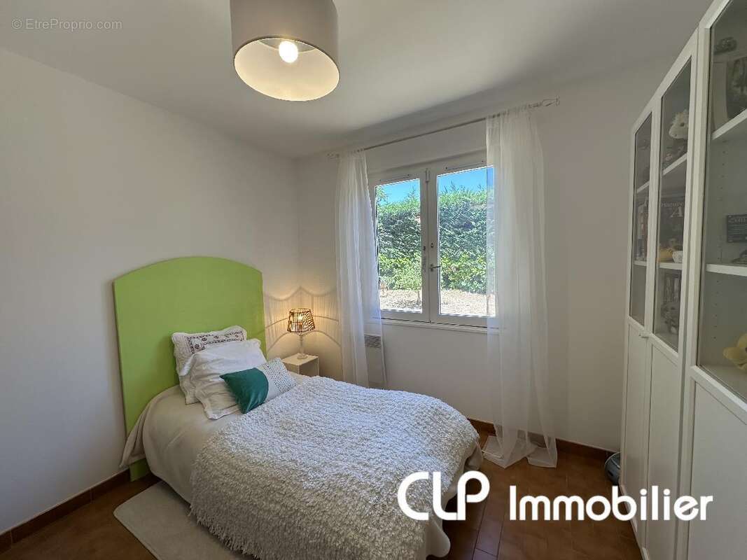 Maison 131 m² à Montjoyer  - photo 6