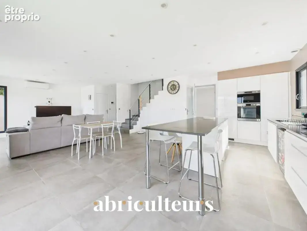 Maison  familiale - Les Pennes Mirabeau - photo 7