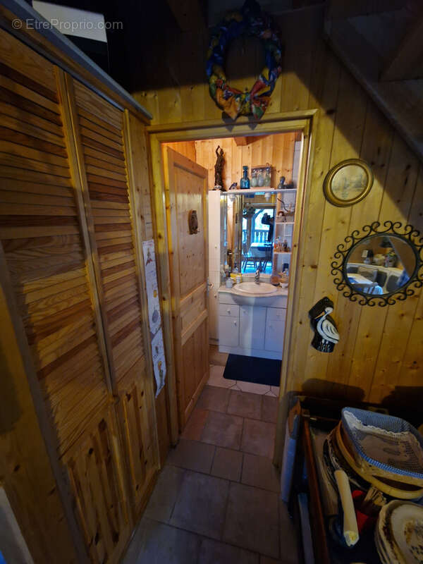 Maison à LE VAL-DE-GOUHENANS