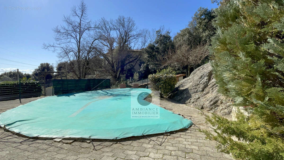 Maison à SAINT-PERAY