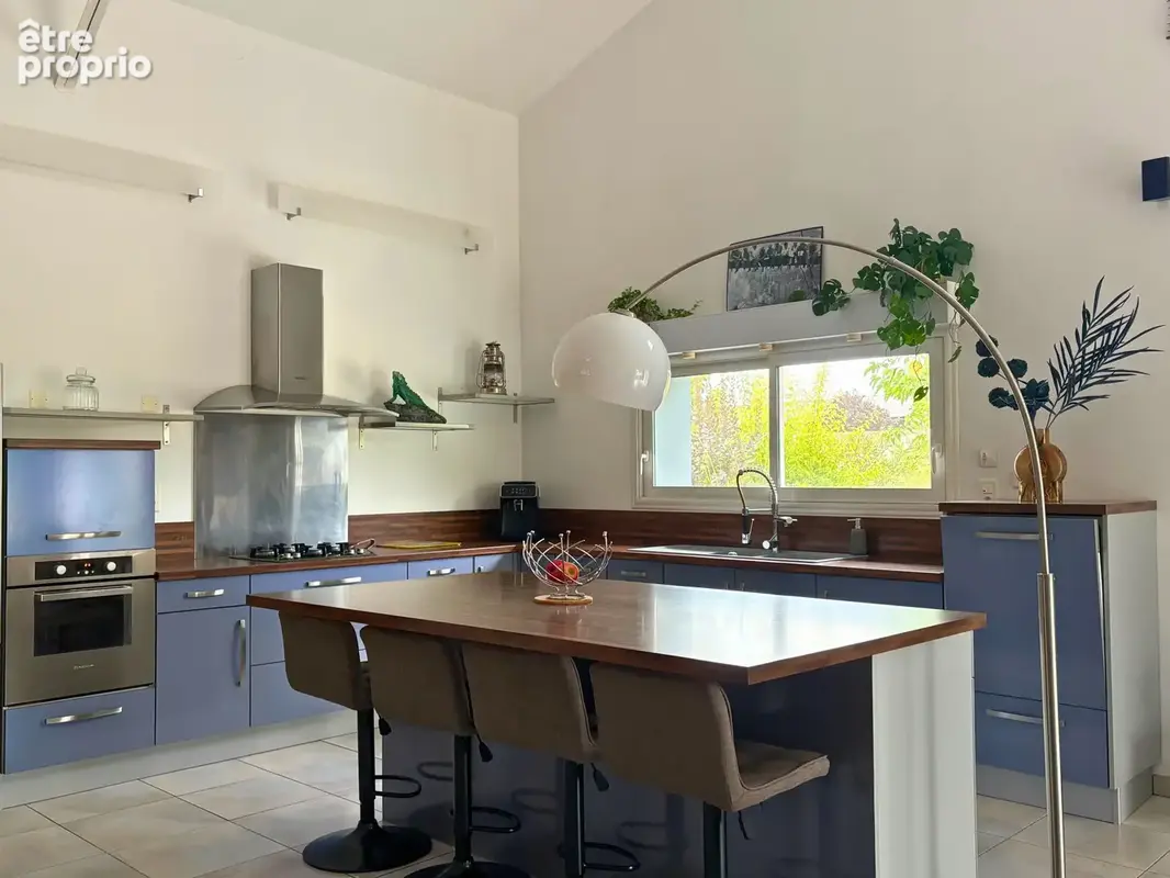 MAISON FAMILIALE contemporaine dans un écrin de verdure - photo 6
