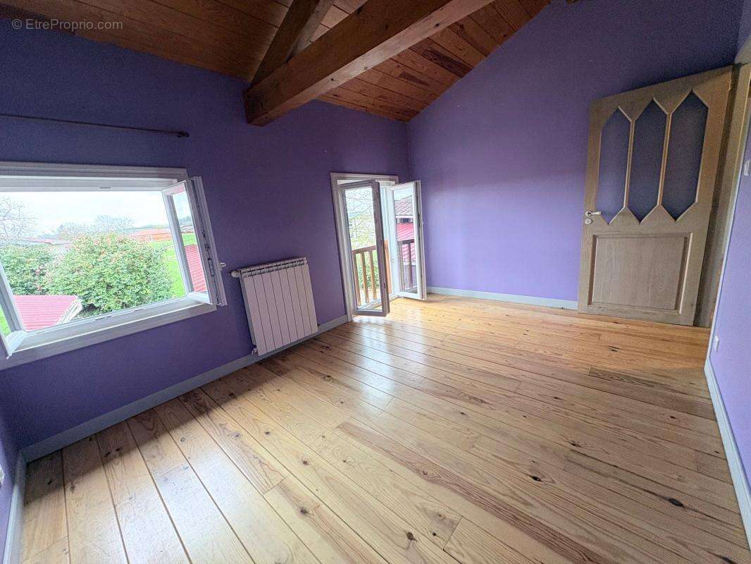 Prix à la baisse pour cette belle Maison avec dépendances !! - photo 10
