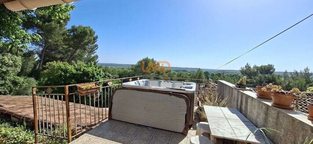 un cocon dans la garrigue avec vue - photo 6