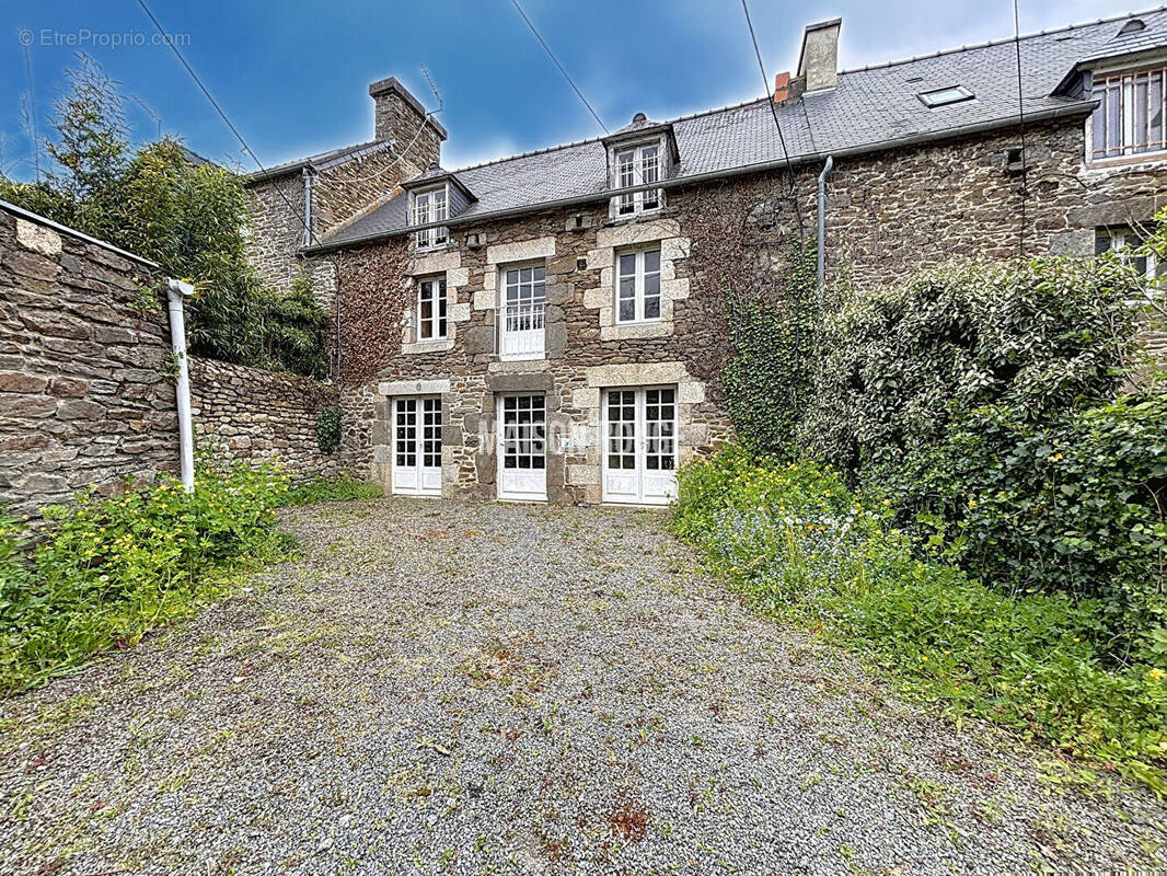 Maison à DINAN