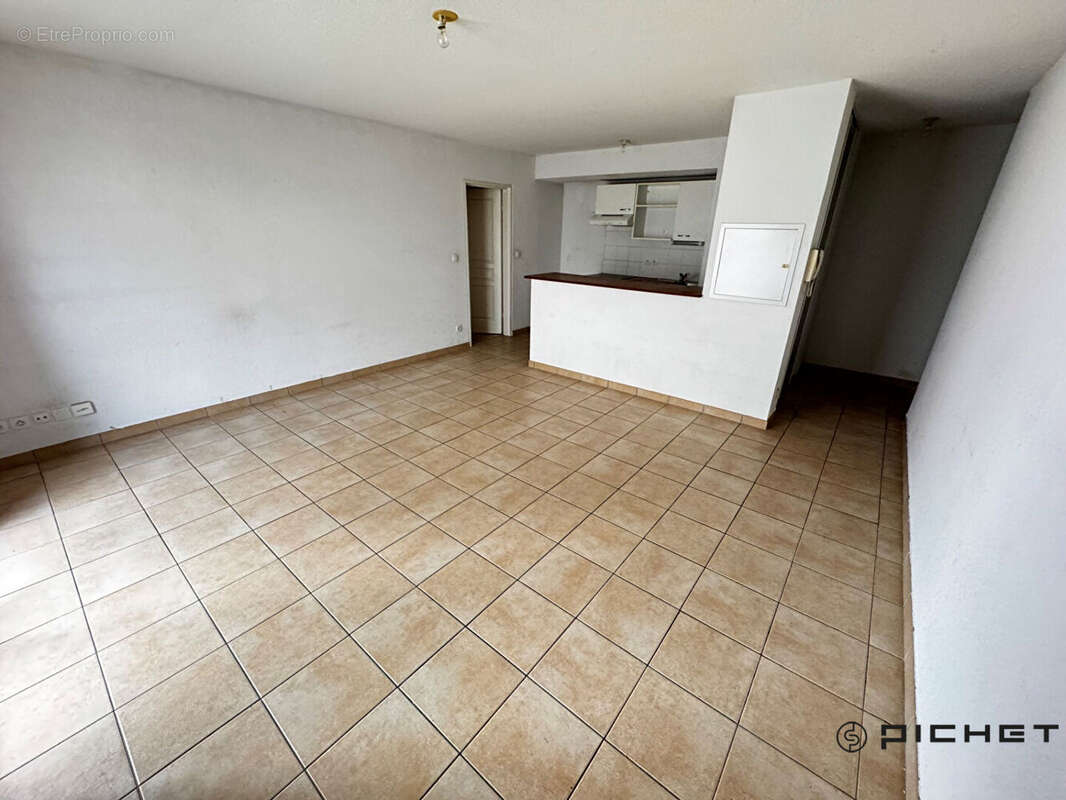 Appartement Bordeaux 3 pièce(s) 65.60 m2 - photo 3