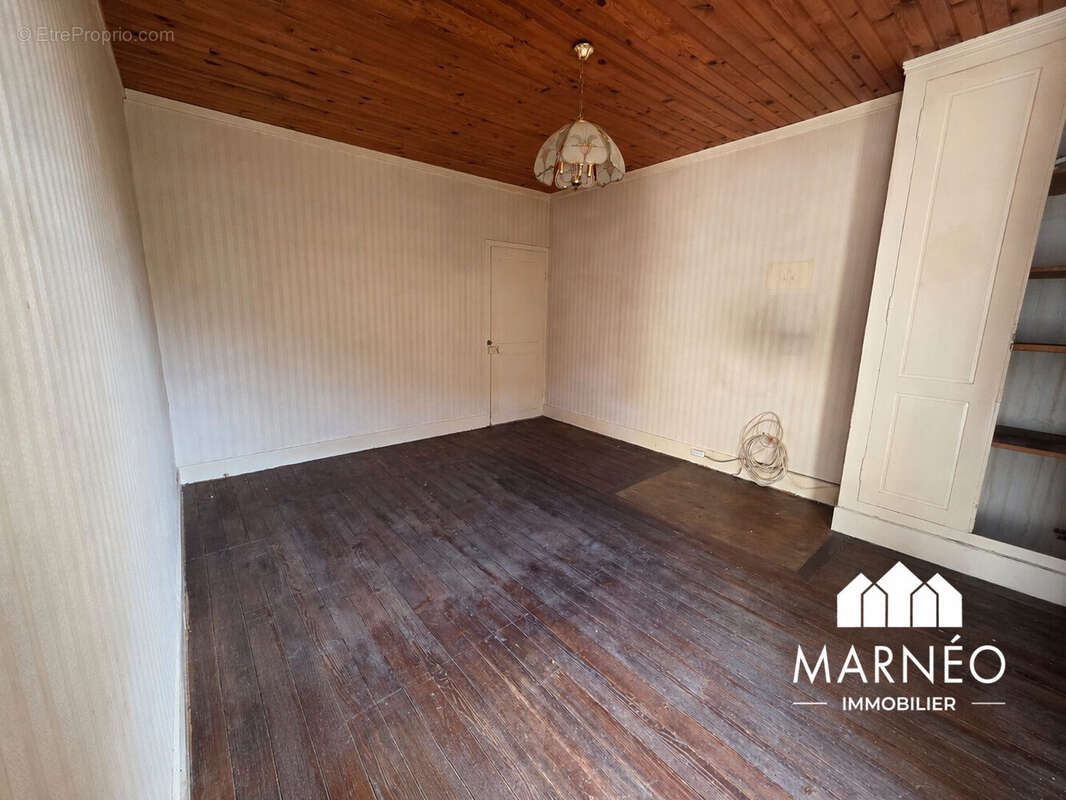 Maison 137 m² à Chalons-En-Champagne  - photo 7
