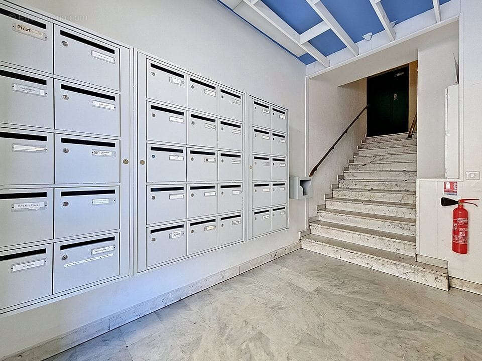 Appartement à MARSEILLE-5E