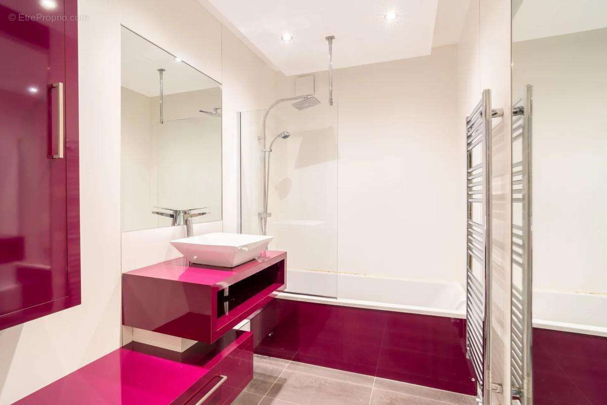Appartement à PARIS-11E