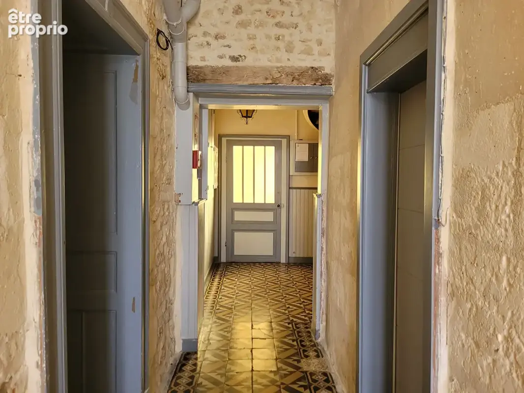 ROCHEFORT hyper centre appartement au 2ème de 57 m² de type 3 avec cave privative - photo 18
