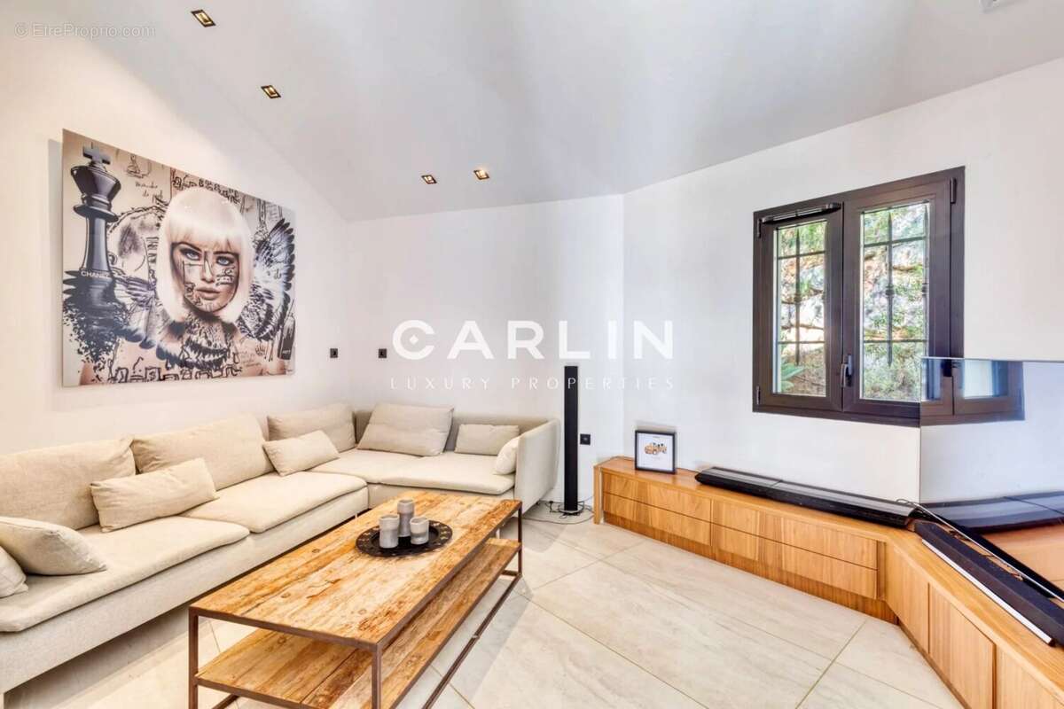 Villa 4 chambres, vue mer, Gigaro - photo 8