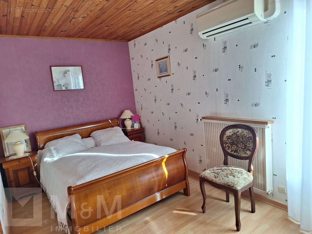 Maison à QUILLAN