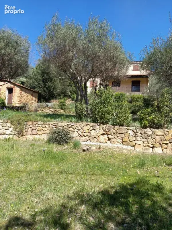 VIDAUBAN (83), villa 3 chambres, garage terrain 3115 m2 - photo 15