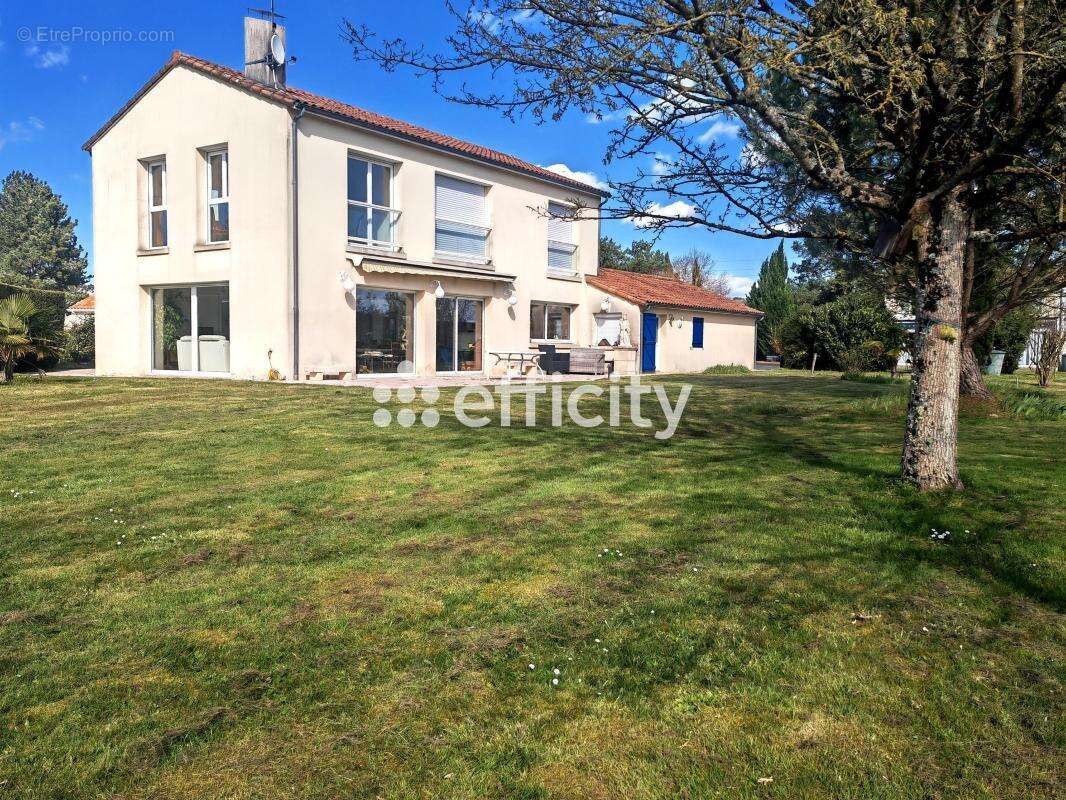 Maison à LA ROCHE-POSAY